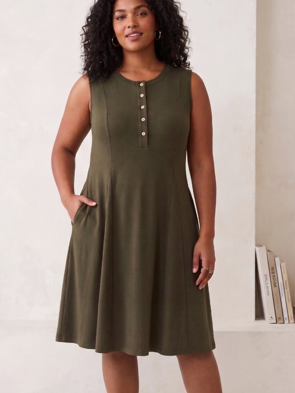 NWOT Olive Green Henley Sleeveless Pleated A-Line Midi Dress with Pockets XL